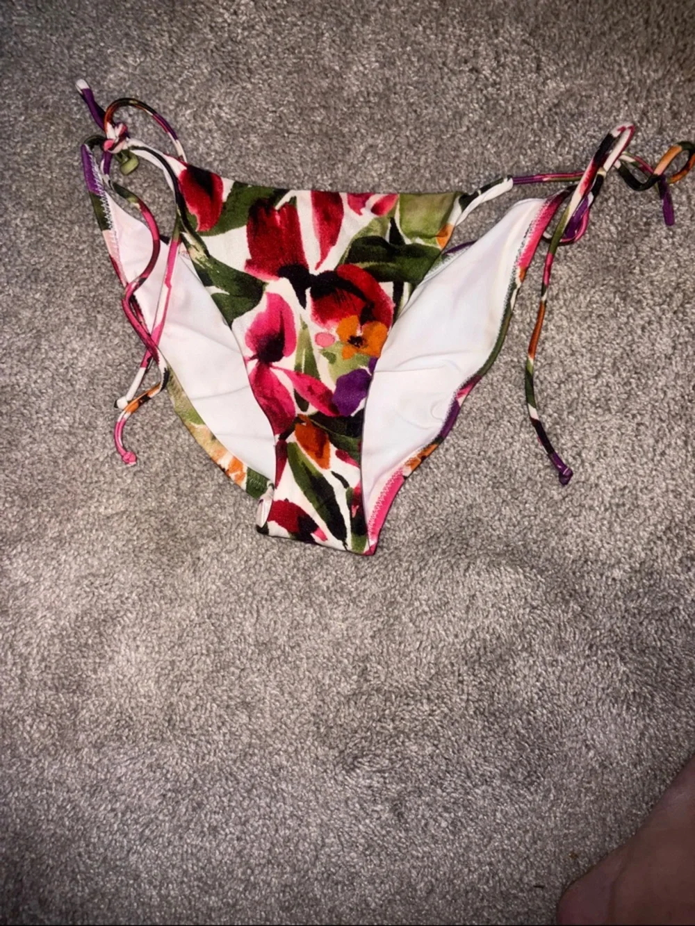 New Shade Shore low rise high thighs cheeky Floral Tie-Side Bikini Bottoms M